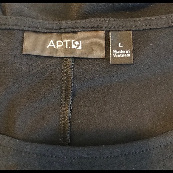 Flowy Black Dress - Picture 4 of 4